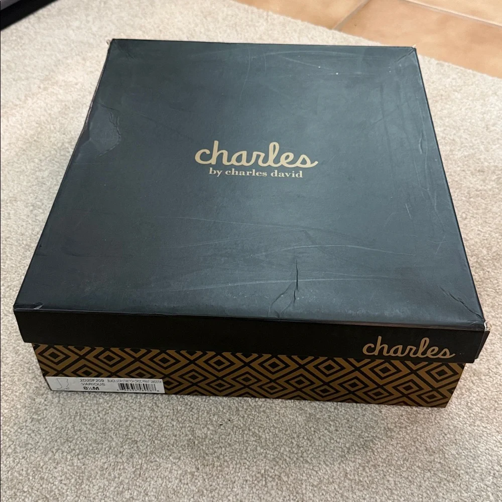 NIB Charles David Black Croco Faux Leather Over Knee Boots Size 8.5